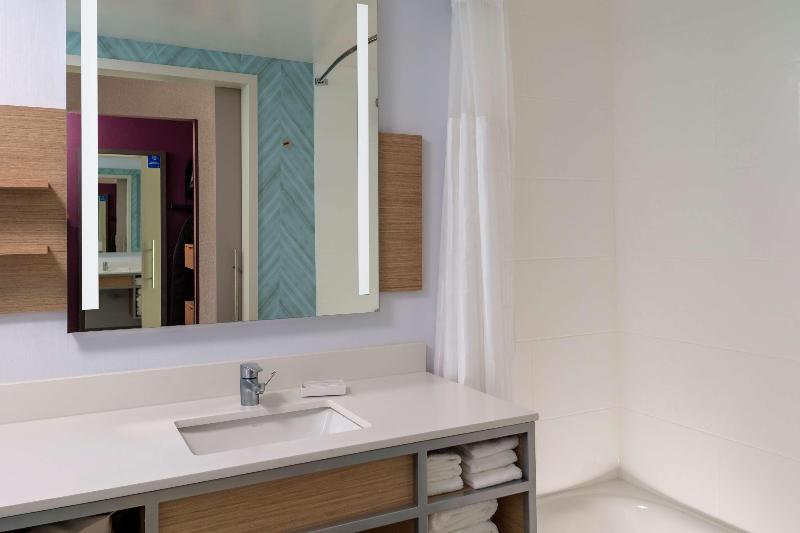 스탠다드 룸 킹사이즈 침대, Hilton Garden Inn Ocala Downtown