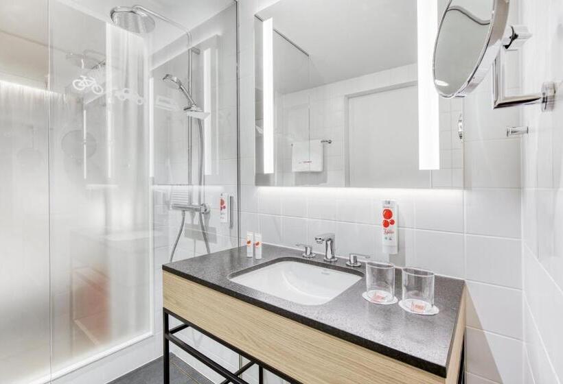 Номер Superior, Intercityhotel Saarbrücken