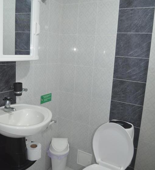 اتاق استاندارد سه نفره, Posada Cocos Place
