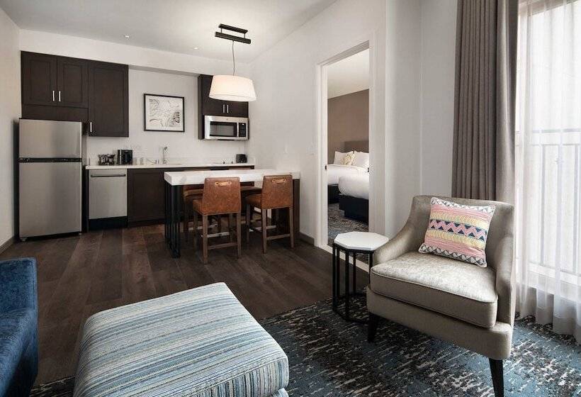 Люкс, Residence Inn Los Angeles Glendale