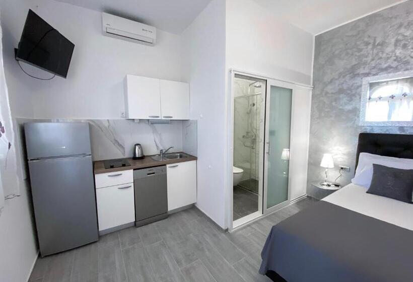 스탠다드 스튜디오 (테라스구비), Apartmani Daša Tučepi