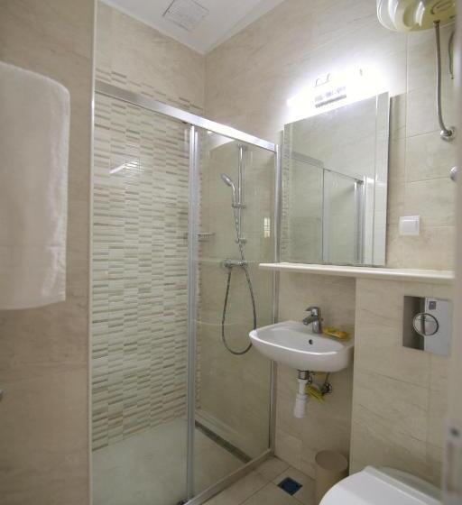 베이직 3인 룸, Apartmani Daša Tučepi