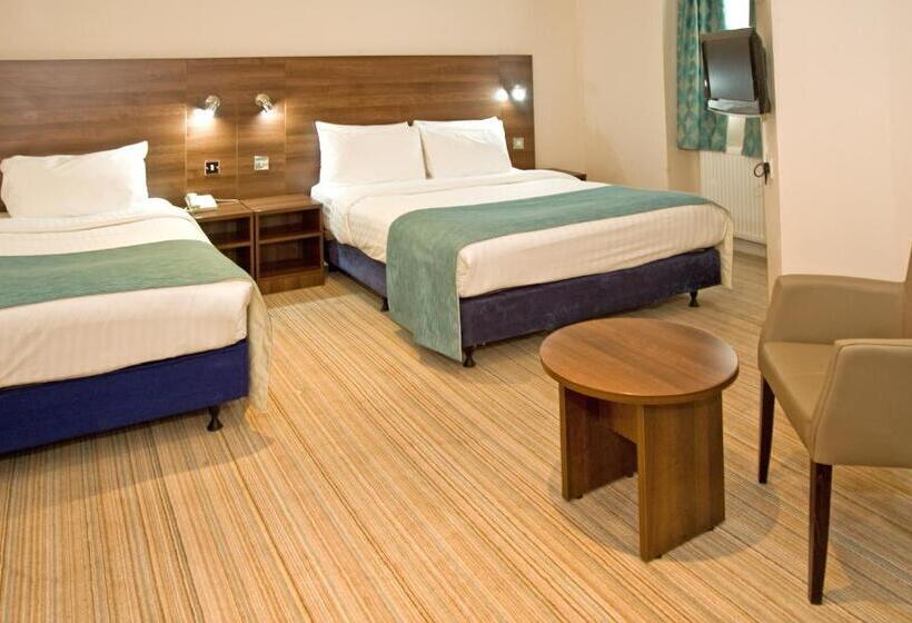 Семейный Номер, Best Western Carlton