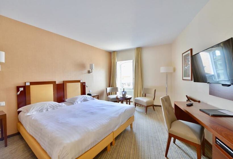 Полулюкс, Best Western Plus Hôtel D Angleterre