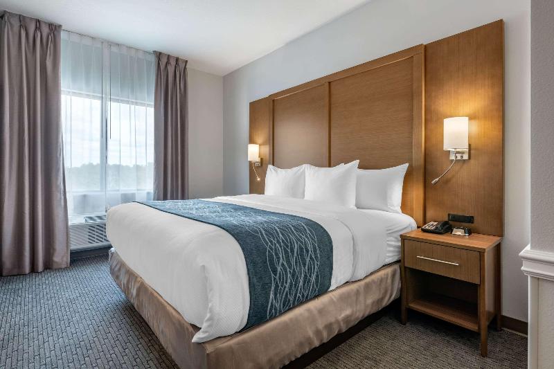 Люкс Кровать Кинг, Comfort Suites Stuarthutchinson Island