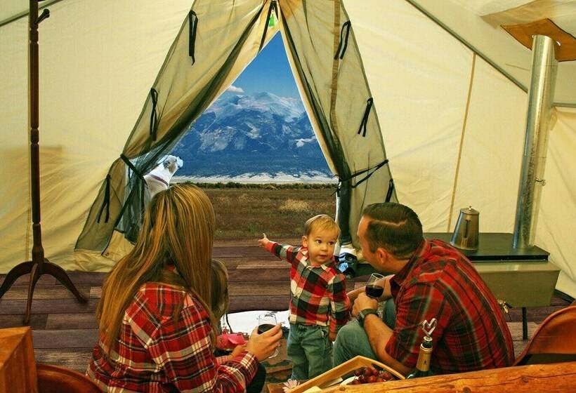 Deluxe Tent, Rustic Rook Resort Great Sand Dunes
