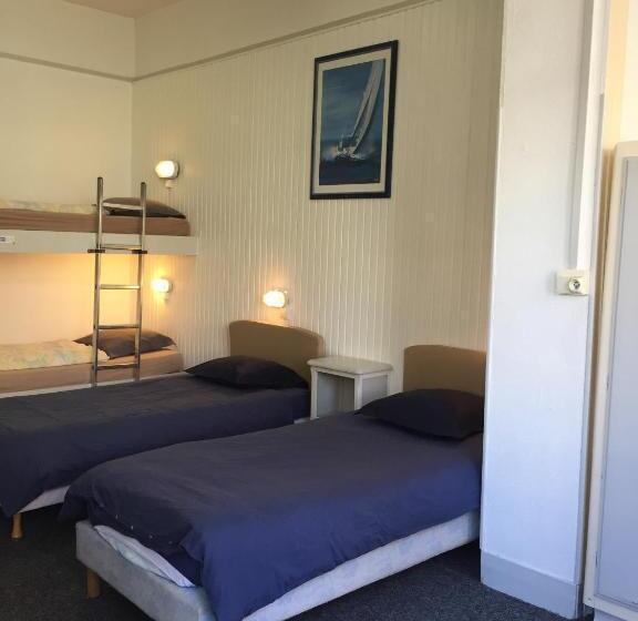 Номер Стандарт Трехместный, Auberge Riva Bella