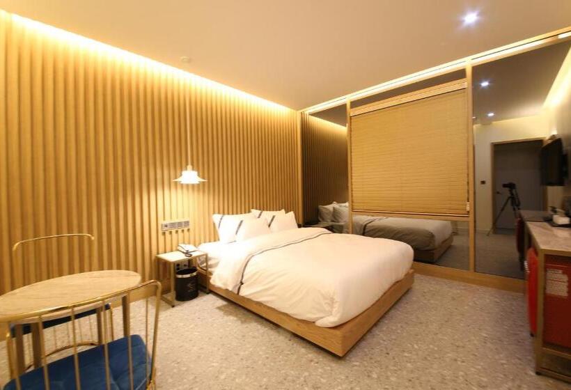 Номер Стандарт, Suncheon Hound Hotel Suncheon Station Branch