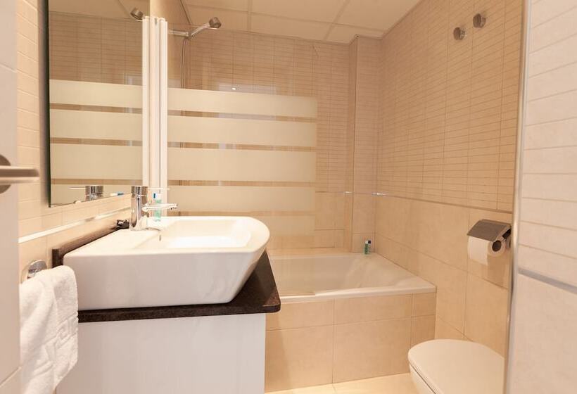 Апартаменты Deluxe 1 Спальня, Camelina Suites