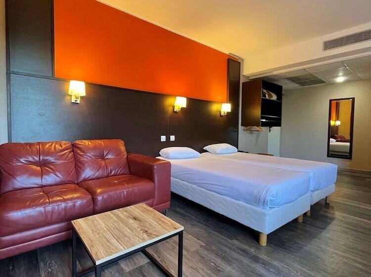 Номер Стандарт, Hôtel Restaurant Kyriad Direct Dijon Nord   Zenith   Toison D Or