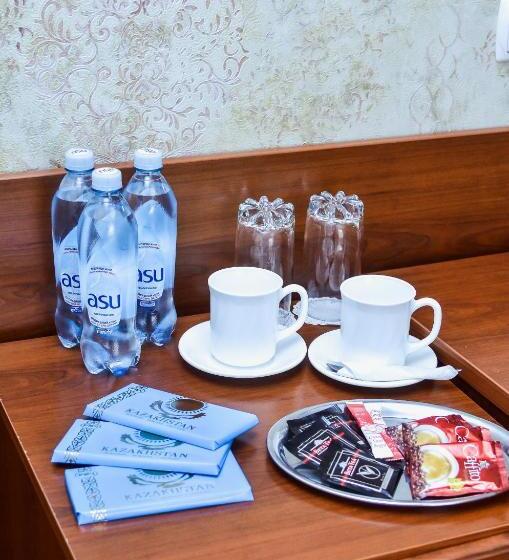 سوییت جونیور, Amsterdam Hotel Aktobe
