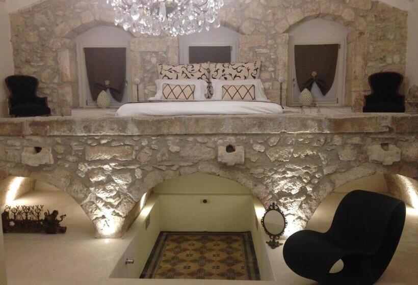 Deluxe Suite King Bed, Scilla Maris Charming Suites