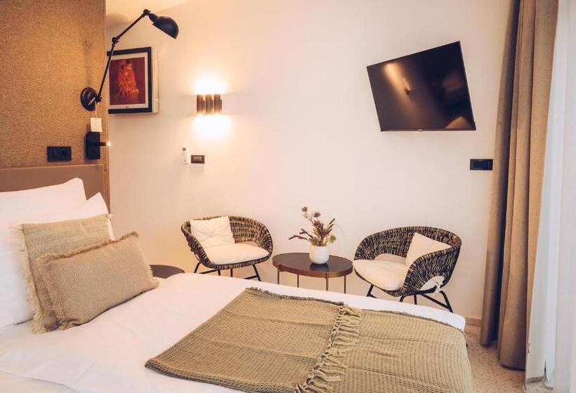 اتاق لوکس, Tri Lučke Hotel & Restaurant