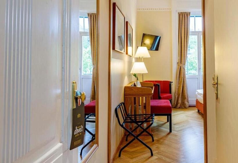Comfort room with balcony, Herzoghof