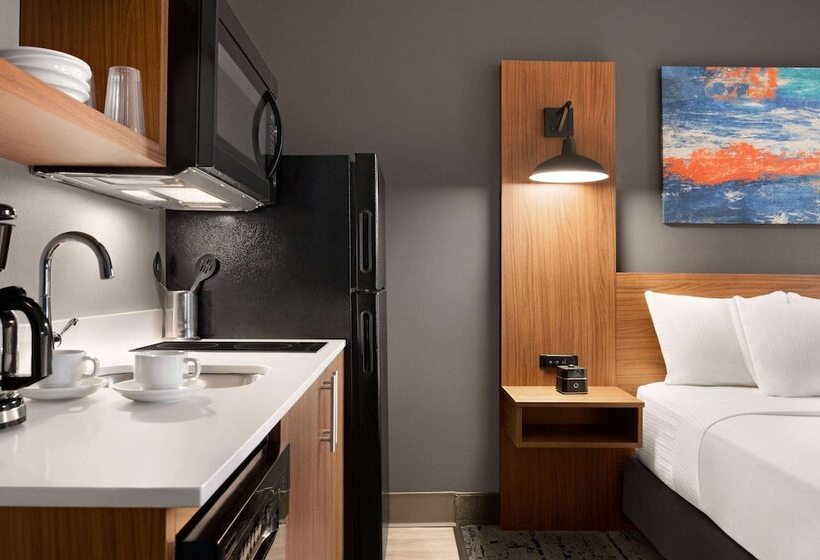 Люкс Повышенной Комфортности, La Quinta Inn & Suites By Wyndham Marysville