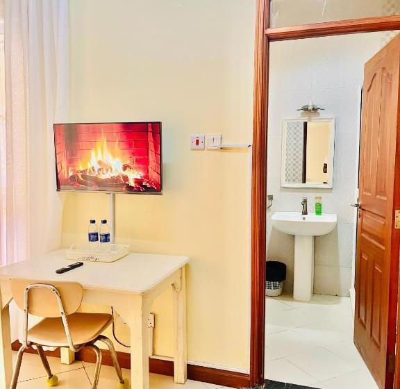 اتاق لوکس با چشم‌انداز دریا, Elna S Nyali   Seaview, Pool, High Speed Wi Fi & Hot Shower