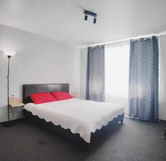 이코노미 룸, смарт хаб Apartment In Center