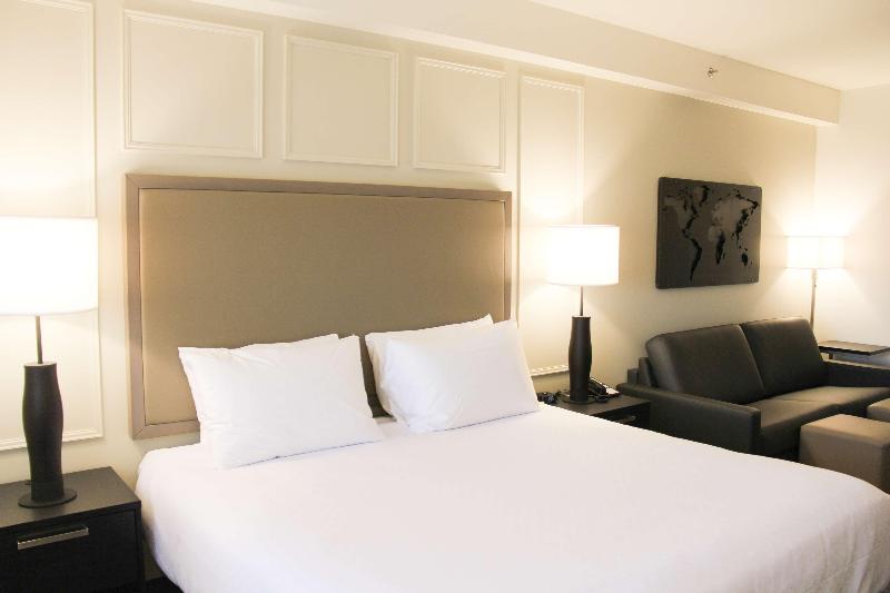 带大床的标准间, Best Western Plus Winkler