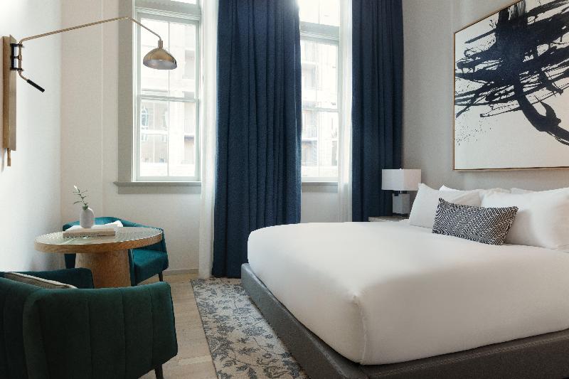 适合残疾人士使用的带超级大床的标准间, Kimpton   Pittman Hotel, An Ihg