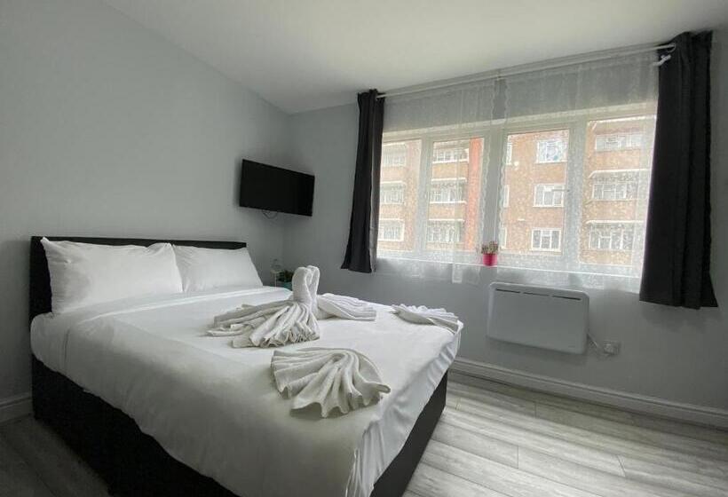 Студия Стандарт, Comfortable   Cosy   Budget Studios In City Center