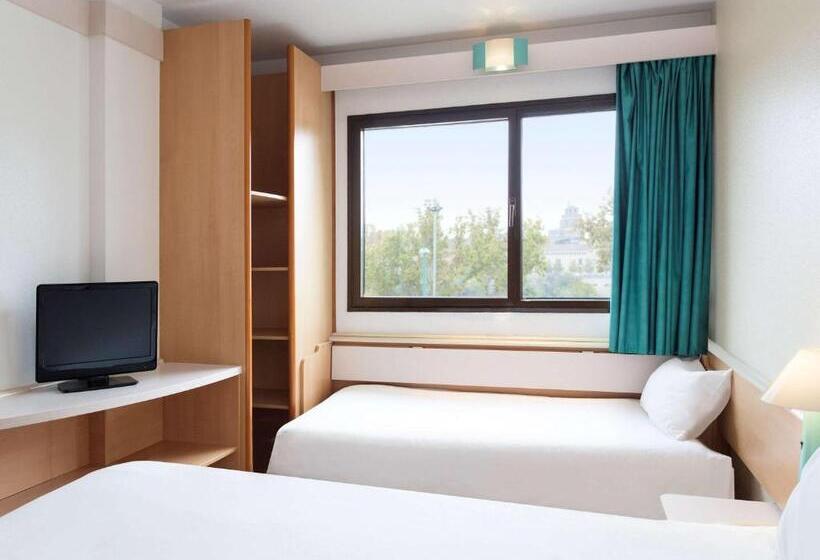 Семейный Номер Deluxe, B&b Hotel Zaragoza Centro