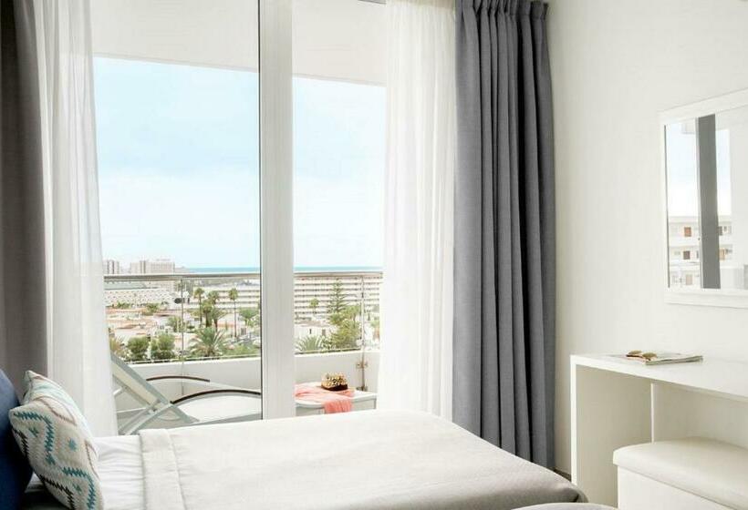 Люкс Вид на Море, Coral Ocean View - Adults Only