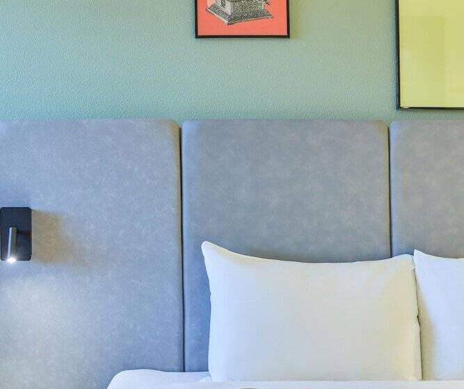 Номер Стандарт, Ibis Baar Zug