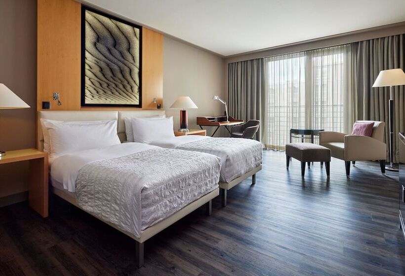 Номер Executive, Le Méridien Munich
