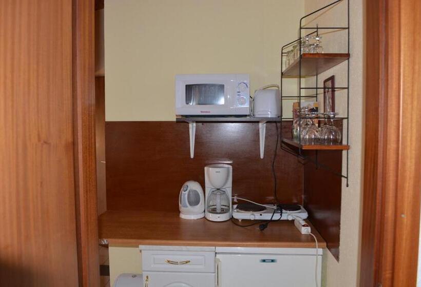 Апартаменты 2 Спальни с Террасой, Jankó Apartman