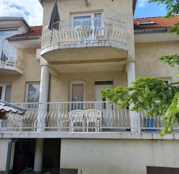 Апартаменты Пентхаус 2 Спальни, Jankó Apartman