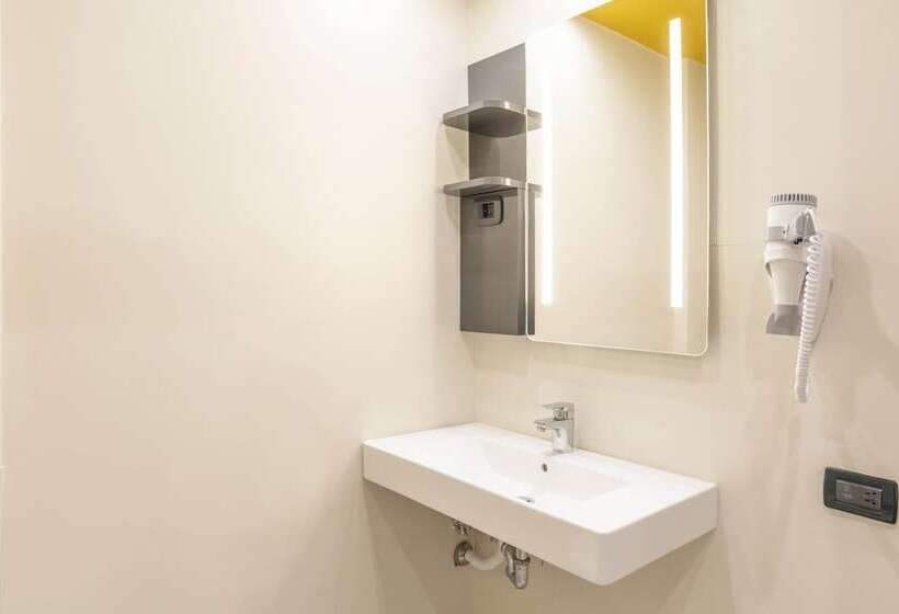 اتاق استاندارد با تراس, B&b Hotel Roma Tuscolana San Giovanni