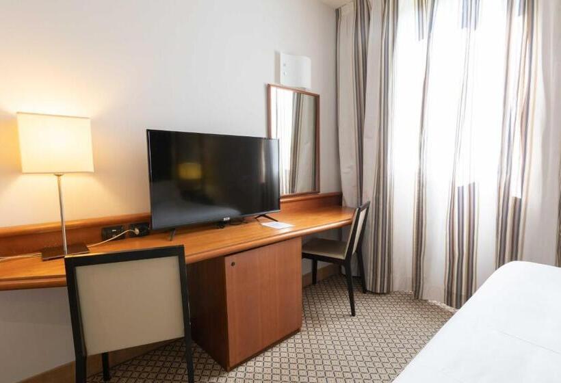 Семейный Номер Классика, Belstay Milano Linate