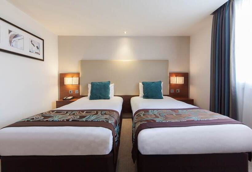 Номер Стандарт, Thistle London Hyde Park Kensington Gardens