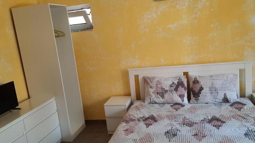 חדר דלוקס, Guest House Ofilovi