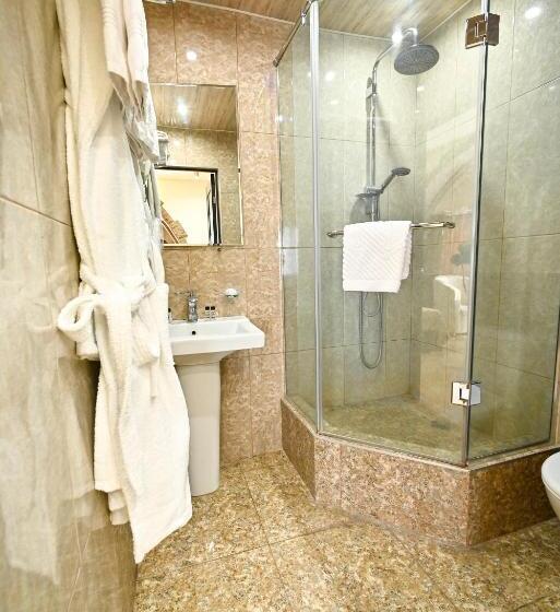 주니어 스위트, Skyline Hotel Yerevan