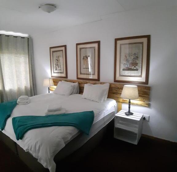 Номер Стандарт, Wayside Lodge