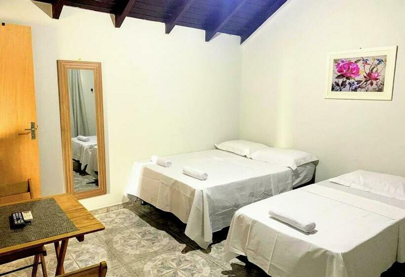 Standard Triple Room with Terrace, Flor Do Pequi