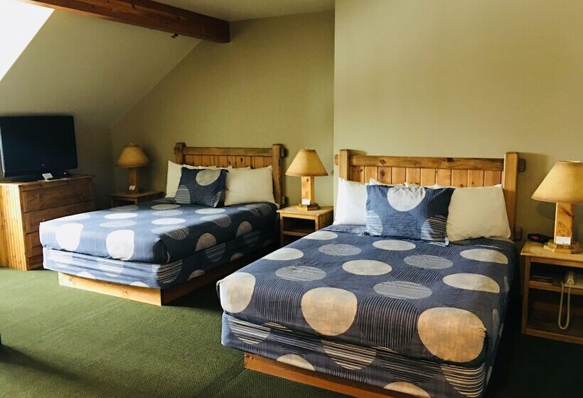 Семейный Номер Базовый, Boulder Creek Inn