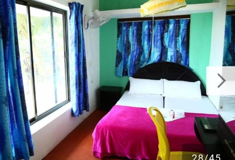 اتاق استاندارد, Funky Art Beach House
