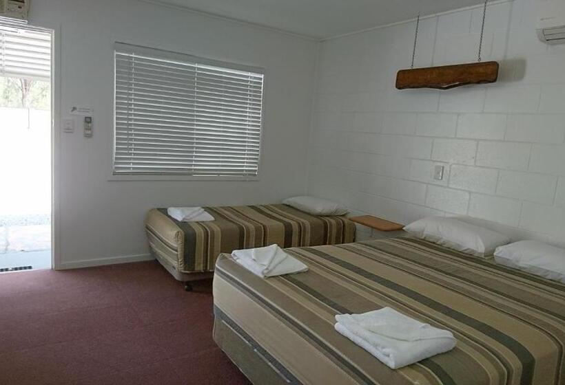 Семейный Номер, Bororen Hotel Motel