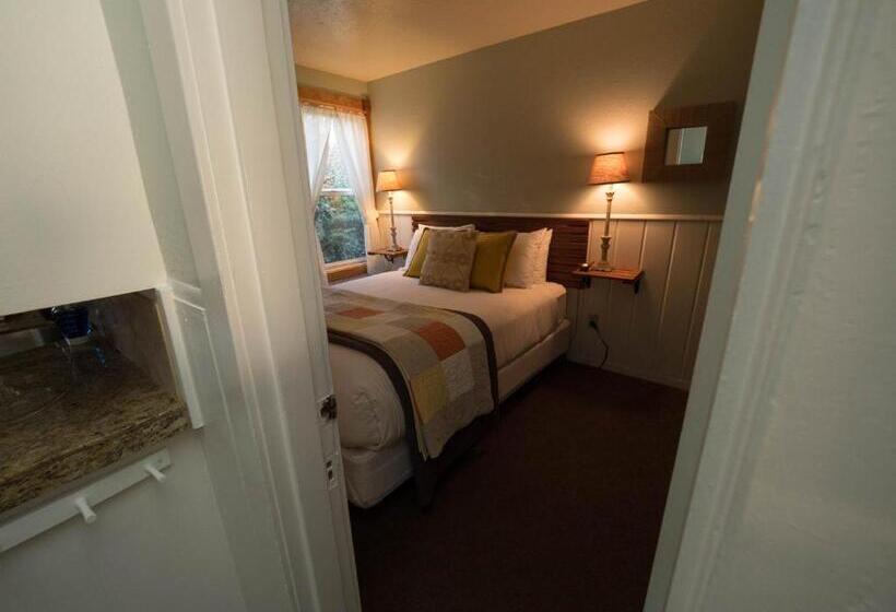 Люкс Премиум, Agate Beach Motel