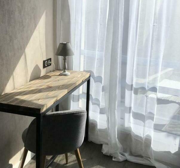 Семейный Номер, Hôtel Restaurant L'atelier Des Cousins