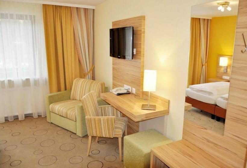 Номер Стандарт с Балконом, Gasthof Landhotel Hubmann