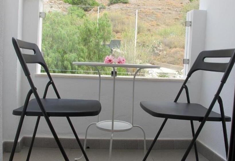 Номер Стандарт, Hostal Onteniente