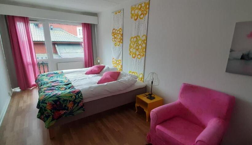 Номер Стандарт Вид на Сад, Breanäs Hotell