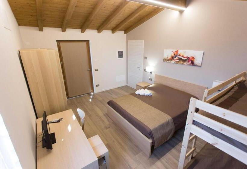 Четырехместный Номер Стандарт, Ca' Del Passero B&b