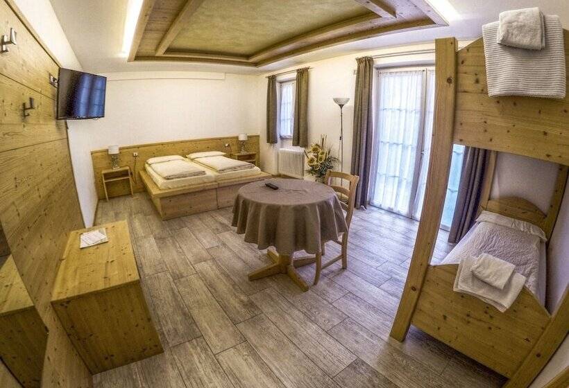 4인용 스탠다드 룸, Agritur Casamela