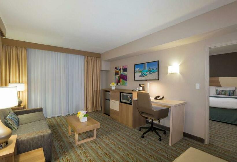 行政套房, Best Western Plus Atlantic Beach Resort