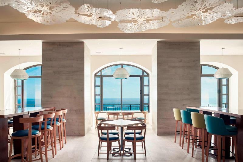 Люкс Клуб, Jw Marriott Cancun Resort & Spa