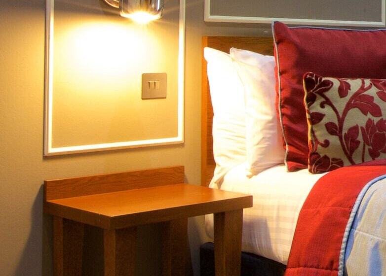 Классический Номер, London Chigwell Prince Regent Hotel, Bw Signature Collection